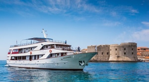 [LIPANJ] Krenite na mini KRSTARENJE uz AMBASSADOR TRAVEL brodom M/S Splendid! Polazak iz Dubrovnika -  doživite Šipan, NP Mljet i Korčulu uz uključene obroke i voditelja putovanja!