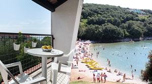 [FIRST MINUTE - SRPANJ] Špica ljetne sezone u mirnom primorskom mjestu Dugoj Uvali uz 8 dana i 7 noćenja u apartmanima Unije za 4 ili 5 osoba po super cijenama!
