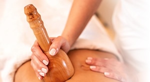 40% POPUSTA na 25 PREMIUM tretmana za OBLIKOVANJE TIJELA u Salonu Evi! Paket uključuje: Bodyshock trbuh/leđa/noge/guza, brazilsku maderoterapiju i termo deku za VRHUNSKE REZULTATE bez celulita!