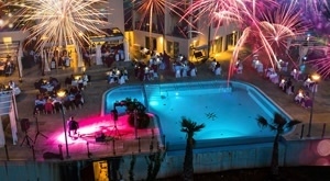 Novogodišnji odmor u Istri: Hotel Premantura Resort 4* za dvoje! 2 noćenja s POLUPANSIONOM, svečana večera 31.12. uz živu glazbu, korištenje WELLNESSA   SPA te poklon vino!