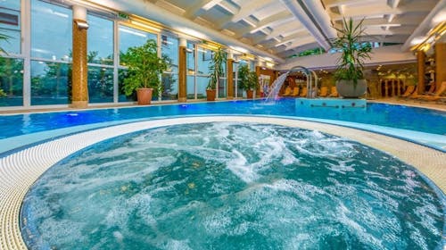 Drava Hotel Thermal Resort - Odmor u gradu Harkány, Harkány, Mađarska - 550 EUR - 4x noćenje u Classic dvokrevetnoj sobi za 2 osobe, Polupansion (buffet doručak i buffet večera)
