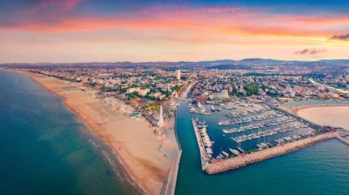 Hotel Diana - Odmor uz talijansku obalu, Rimini, Italija - 288 EUR - 2x noćenje u dvokrevetnoj Standard sobi za 2 osobe, Polupansion