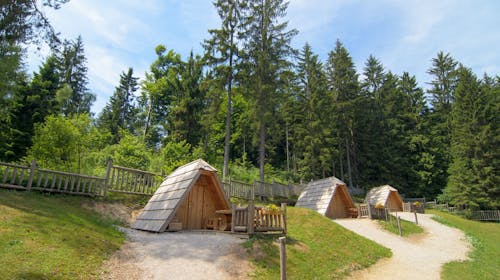Glamping Lake Bloke - Glamping odmor uz Bloško jezero, Nova vas, Slovenija - 84 EUR - 1x noćenje u glamping kućici za 2 osobe, Doručak