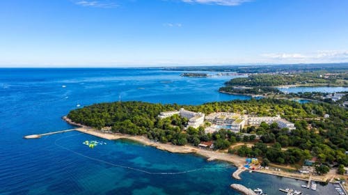 Hotel Delfin Plava Laguna - Ljeto u Poreču, Poreč, Istra, Hrvatska - 649 EUR - 7x noćenje u Economy dvokrevetnoj sobi s dodatnim ležajem za 2 osobe (1 dijete do 11,99 godina besplatno), Polupansion
