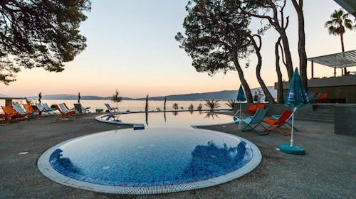 Carine Hotel Park - All inclusive ljeto uz more, Bijela, Crna Gora - 861 EUR - 3x noćenje u dvokrevetnoj sobi s pogledom na planinu za 2 osobe, All inclusive