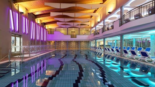 Karos Spa Hotel - Wellness vikend odmor, Zalakaros, Mađarska - 495 EUR - 3x noćenje u prostranoj Spa Superior sobi za 2 osobe, Polupansion (bogati buffet doručak i buffet večera) u restoranu Eden