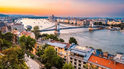 Escala Hotel & Suites Budapest - Obiteljski odmor, Budimpešta, Mađarska - 219 EUR - 2x noćenje u dvosobnom apartmanu za 4 osobe, Buffet doručak