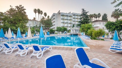 Hunguest Hotel Sun Resort - Odmor u Crnoj Gori, Herceg Novi, Crna Gora - 1.559 EUR - 7x noćenje u dvokrevetnoj sobi s balkonom za 2 osobe, Polupansion (buffet doručak i večera)