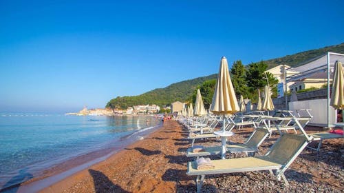 Hotel Palas Petrovac - Ljeto u Petrovcu, Petrovac, Crna Gora - 341 EUR - 2x noćenje u Standard dvokrevetnoj sobi za 2 osobe, Polupansion (buffet doručak i večera)