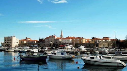 Hotel Rivijera - Početak i kraj ljeta u Petrovcu, Petrovac, Crna Gora - 540 EUR - 5x noćenje u dvokrevetnoj Standard sobi za 2 osobe (1 dijete do 11,99 godina besplatno), Polupansion
