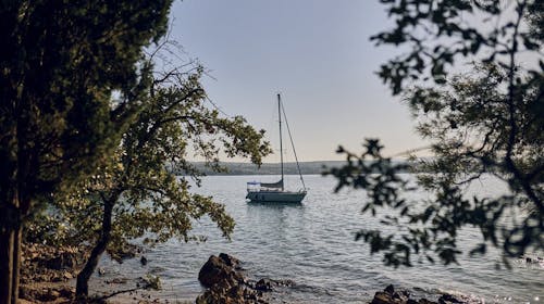 Malinska Green Apartments - Odmor u novouređenim apartmanima na Krku, Malinska, otok Krk, Hrvatska - 189 EUR - 2x noćenje u Studio apartmanu na morskoj strani s balkonom ili terasom (ovisno o raspoloživosti) za 2 osobe, Inicijalni set posteljine