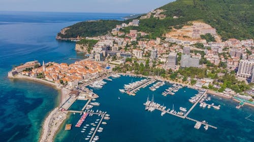 Hotel Bono by Aycon - Obiteljsko ljeto, Bečići, Crna Gora - 477 EUR - 3x noćenje u dvokrevetnoj Standard sobi (s dodatnim ležajem) za 2 osobe (1 dijete do 11,99 godina besplatno), Doručak