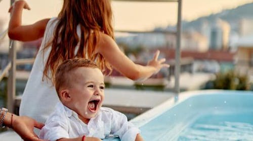 Hotel Diplomat by Aycon - Obiteljsko ljeto uz more, Budva, Crna Gora - 539 EUR - 3x noćenje u dvokrevetnoj Standard sobi za 2 osobe (1 dijete do 11,99 godina besplatno), Doručak