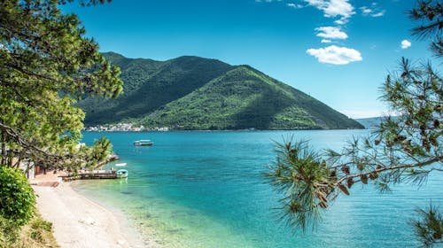 Villa Vanty by Aycon - Ljeto na prestižnoj lokaciji, Sveti Stefan, Crna Gora - 712 EUR - 7x noćenje u dvokrevetnoj Standard sobi za 2 osobe, Besplatan Wi-Fi
