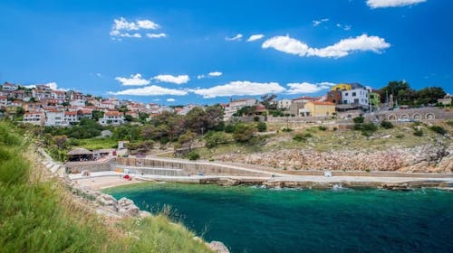 Hotel Vinotel Gospoja - Pozdrav ljetu u vrhunskom hotelu na Krku, Vrbnik, otok Krk, Hrvatska - 369,90 EUR - 2x noćenje u Standard sobi morska strana za 2 osobe, Polupansion (doručak i servirana večera u 4 slijeda)