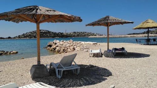 Tribunia Beach Hotel - Ljeto u Tribunju, Tribunj, Dalmacija, Hrvatska - 799 EUR - 5x noćenje u dvokrevetnoj sobi ili apartmanu (ovisno o raspoloživosti) za 2 osobe, Polupansion