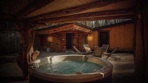 Camping Menina - Odmor u kućici s jacuzzijem, Rečica ob Savinji, Slovenija - 200 EUR - 2x noćenje u drvenoj kućici s jacuzzijem za 2 osobe, Grijanje i klima