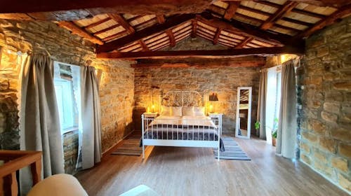 Casa Villanova Romance - Odmor u autohtonoj kamenoj kući s vanjskim jacuzzijem, Sečovlje, Slovenija - 230 EUR - 3x noćenje u tipičnoj istarskoj kućici Casa Villanova Romance za 2 osobe, Neograničeno korištenje vanjskog wellnessa (jacuzzi)