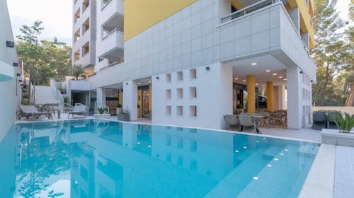 Hotel Antonio Makarska - Odmor u svibnju u Dalmaciji, Makarska, Dalmacija, Hrvatska - 220 EUR - 2x noćenje u dvokrevetnoj Standard sobi za 2 osobe, Doručak
