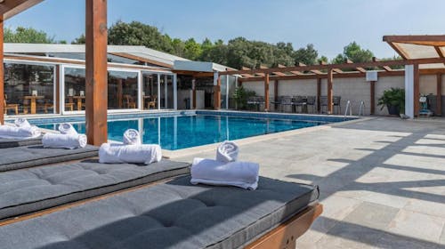 Aparthotel Plat - Proljetni odmor u Dalmaciji, Kožino, Dalmacija, Hrvatska - 270 EUR - 3x noćenje u Deluxe dvokrevetnoj sobi za 2 osobe, Doručak