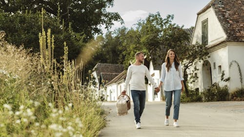 Althof Retz, Landgut & SPA - Adults only wellness odmor s uključenom degustacijom vina, Retz, Austrija - 679 EUR - 2x noćenje u dvokrevetnoj sobi Classic Landgut za 2 osobe, Polupansion (buffet doručak i večera u 5 slijeda)