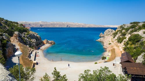 Hotel Zagreb Karlobag - All inclusive light ljeto - Soba s balkonom, Karlobag, Hrvatska - 658 EUR - 5x noćenje u dvokrevetnoj sobi s balkonom za 2 osobe (1. dijete do 11,99 godina besplatno i 2. dijete do navršene 1 godine besplatno), All inclusive light