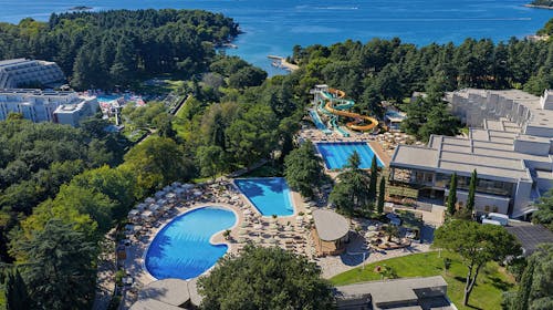 Valamar Diamant Hotel - Ljetni odmor udvoje u Poreču, Poreč, Istra, Hrvatska - 1.500 EUR - 5x noćenje u Superior sobi za 2 osobe, Polupansion s uključenim bezalkoholnim negaziranim pićima iz šankomata tijekom obroka