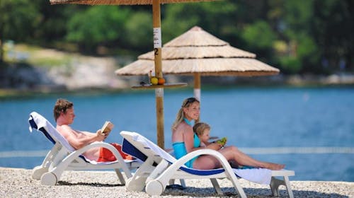 Valamar Diamant Hotel - Obiteljski ljetni odmor u Poreču, Poreč, Istra, Hrvatska - 918 EUR - 3x noćenje u sobi "Room 2+1" za 2 osobe (1 dijete do 13,99 godina besplatno), Polupansion s uključenim bezalkoholnim negaziranim pićima iz šankomata tijekom obroka