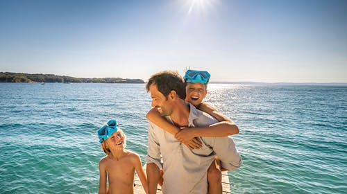 Sunny Krk by Valamar - Obiteljski ljetni odmor na Krku, Krk, Hrvatska - 649 EUR - 3x noćenje u renoviranoj sobi „Room for 2+1 morska strana" za 3 osobe, Sunny Breakfast & Brunch in Sunny Dinner
