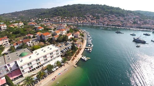 Hotel Posejdon - All inclusive proljeće i jesen na Korčuli , Vela Luka, Korčula, Dalmacija, Hrvatska - 349 EUR - 3x noćenje u dvokrevetnoj Standard sobi (pogled park) s francuskim balkonom za 2 osobe, All inclusive