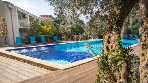Hotel Castellastva - Jesen u Petrovcu, Petrovac, Crna Gora - 225 EUR - 2x noćenje u Standard dvokrevetnoj sobi za 2 osobe, Polupansion