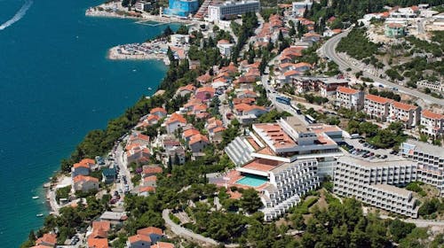 Grand Hotel Neum - Wellness odmor uz more, Neum, Bosna i Hercegovina - 240 EUR - 2x noćenje u dvokrevetnoj sobi pogled park za 2 osobe, Polupansion