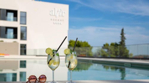 Aminess Alfir Hotel - Ljeto na Korčuli, Korčula, Dalmacija, Hrvatska - 896 EUR - 4x noćenje u Premium suite s balkonom za 2 osobe (2 djece do 9,99 godina besplatno), Polupansion i uključeno piće uz večeru