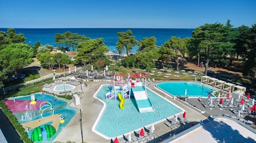 Hotel Umag Plava Laguna - Početak ljeta uz obalu, Umag, Istra, Hrvatska - 339 EUR - 2x noćenje u dvokrevetnoj Classic sobi s balkonom (pogled park) za 2 osobe, Piće uz večeru
