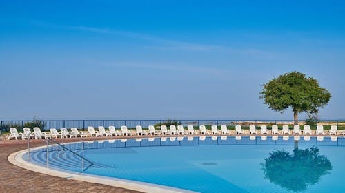 Apartments Katoro Plava Laguna - Ljeto s polupansionom, Umag, Istra, Hrvatska - 1.366 EUR - 5x noćenje u Classic apartmanu 2+2 za 4 osobe (2 djece do 4,99 godina besplatno), Polupansion (doručak i večera)