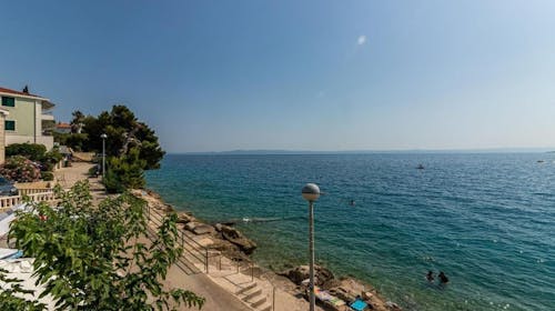 Villa Marello - Obiteljsko ljeto na Makarskoj rivijeri, Promajna, Makarska rivijera, Dalmacija, Hrvatska - 534 EUR - 2x noćenje u dvokrevetnoj Deluxe sobi za 2 osobe (1 dijete do 14 godina besplatno), Buffet doručak