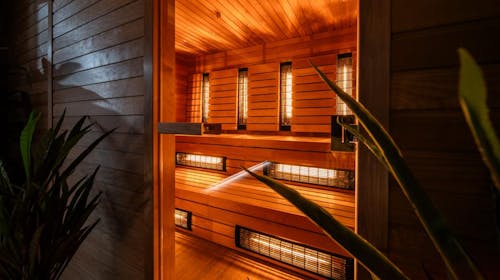 Hotel Zagi - Kratek odmor za parove s korištenjem novog wellness centra, Oroslavje, Hrvatska - 199 EUR - 2x noćenje u dvokrevetnoj Standard sobi za 2 osobe, Polupansion (buffet doručak i večera)