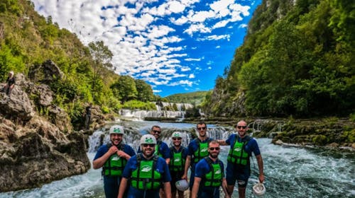 UNA UNIQUE Rafting - Nezaboravan odmor na rijeci Uni, Bihać, Bosna i Hercegovina - 72 EUR - 1x noćenje u vili s bazenom za 1 osobu (djeca do 6 godina besplatno), Doručak