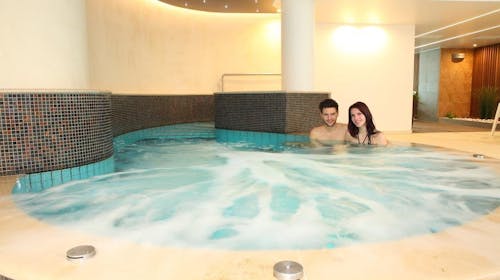 Palace Hotel Hevíz - Wellness odmor u Hévízu tijekom tjedna, Hévíz, Mađarska - 260 EUR - 2x noćenje u dvokrevetnoj Standard sobi za 2 osobe, Polupansion