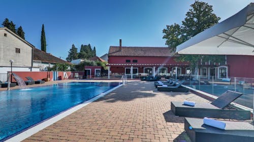 Ilirija Resort - Hotel Villa Donat - Zabavno ljeto s punim pansionom, Sv. Filip Jakov, Hrvatska - 1.069 EUR - 7x noćenje u dvokrevetnoj Comfort sobi za 2 osobe (1 dijete do 7 godina i 1 dijete do 12 godina besplatno), Puni pansion