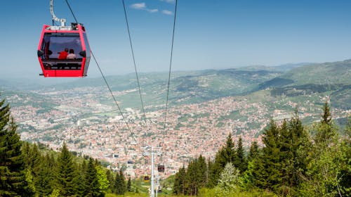 Hotel Boss - Ljetni odmor u centru Sarajeva, Sarajevo, Bosna i Hercegovina - 100 EUR - 1x noćenje u Deluxe sobi s pogledom na grad za 2 osobe (dijete do 6 godina besplatno), Doručak