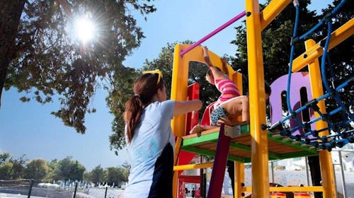 Aminess Vival Lišanj Family Hotel - Obiteljski all inclusive light s animacijom - Posebna akcija, Novi Vinodolski, Hrvatska - 1.320 EUR - 4x noćenje u Classic dvokrevetnoj sobi s balkonom za 2 osobe (1 dijete do 14,99 godina i 1 dijete do 2,99 godina besplatno), All inclusive light