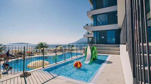 Morenia All Inclusive Resort - All inclusive ljeto s animacijom, Podaca, Hrvatska - 2.142 EUR - 7x noćenje u Comfort sobi s balkonom (strana more) za 2 osobe (1 dijete do 11,99 godina ili 2 djece do 7,99 godina besplatno), All inclusive
