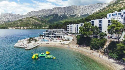 Morenia All Inclusive Resort - All inclusive ljeto s animacijom, Podaca, Hrvatska - 2.842 EUR - 7x noćenje u Junior suite s balkonom (strana more) za 2 osobe (2 djece do 17,99 godina besplatno), All inclusive