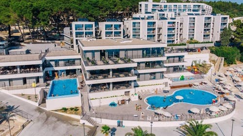 Morenia All Inclusive Resort - All inclusive ljeto s animacijom, Podaca, Hrvatska - 3.066 EUR - 7x noćenje u Family suite s balkonom (strana more) za 2 osobe (4 djece do 17,99 godina besplatno), All inclusive