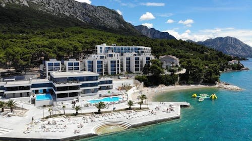 Morenia All Inclusive Resort - All inclusive ljeto s animacijom, Podaca, Hrvatska - 3.374 EUR - 7x noćenje u Family suite s balkonom (strana more) za 2 osobe (4 djece do 17,99 godina besplatno), All inclusive