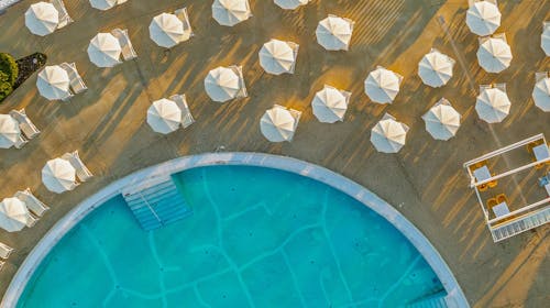 Hotel Katarina - Rujansko opuštanje u Selcu, Selce, Hrvatska - 409 EUR - 2x noćenje u Standard dvokrevetnoj sobi s balkonom za 2 osobe (1 dijete do 11,99 godina besplatno), Polupansion