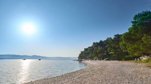 Apartmani Kanegra Plava Laguna - Last minute ljeto u Istri, Umag, Hrvatska - 311 EUR - 3x noćenje u Classic apartmanu 2+2 s balkonom strana park za 4 osobe, Animacija: mini club za djecu od 4 do 12 godina, tematske zabave, mini disco