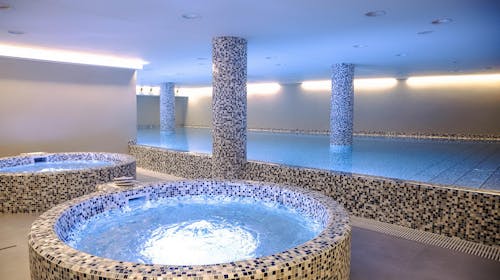 Pegaz Holiday Resort - Jesenski wellness odmor u Vrnjačkoj Banji tijekom tjedna, Vrnjačka Banja, Srbija - 230 EUR - 2x noćenje u dvokrevetnoj Standard sobi za 2 osobe (2 djece do 7 godina besplatno), Polupansion