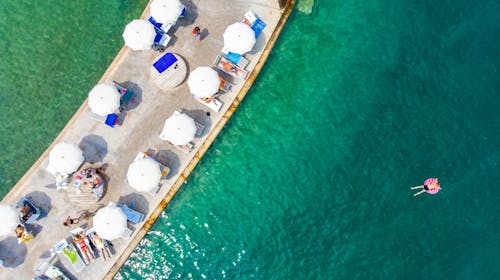 Hotel Malin - Poletje v vrhunskem hotelu na Krku - Obiteljska soba, Malinska, Hrvatska - 1.183 EUR - 3x noćenje u obiteljskoj sobi za 2 osobe (2 djece do 12 godina besplatno), Polupansion
